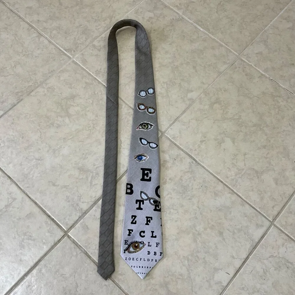 A Rogers Designs Men’s Tie Optometrist Novelty print Eye Letters Chart Eyeglass